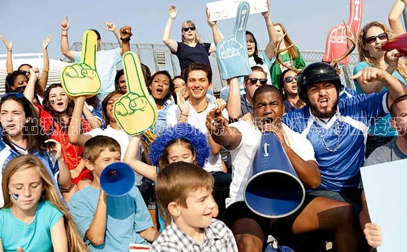 穿出潮流感：经典赛事同款运动外套与搭配技巧